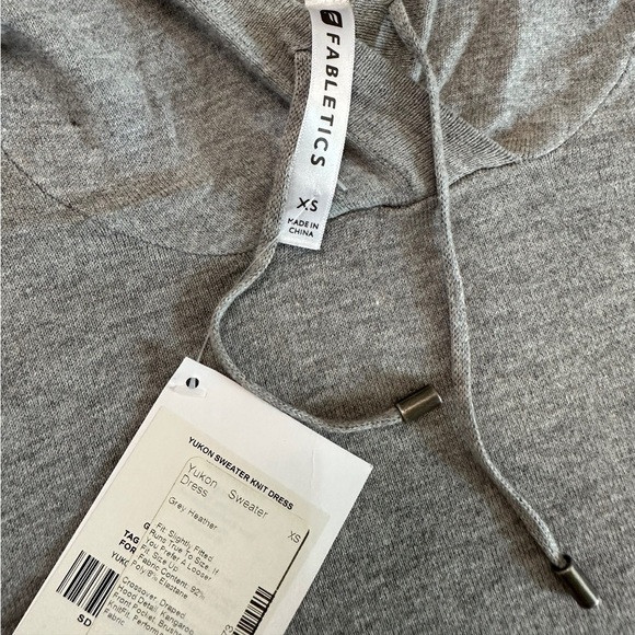 Fabletics Light Grey Heather Yukon Sweater Knit Dress Size XS NWT - Picture 7 of 17